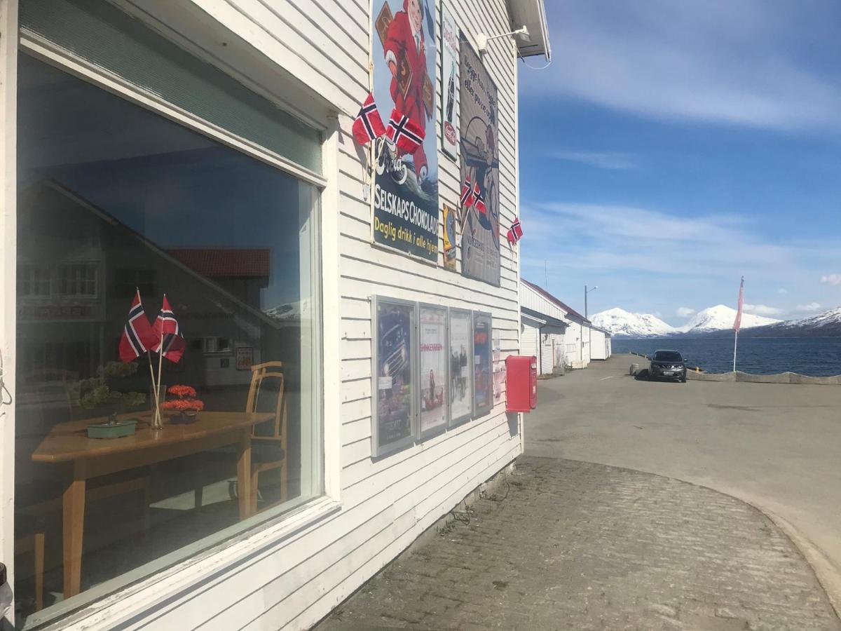 The Old Harbour Store Lodingen Exterior photo
